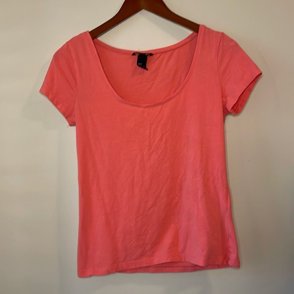 H&M Pink Basic TShirt - Picture 2 of 5